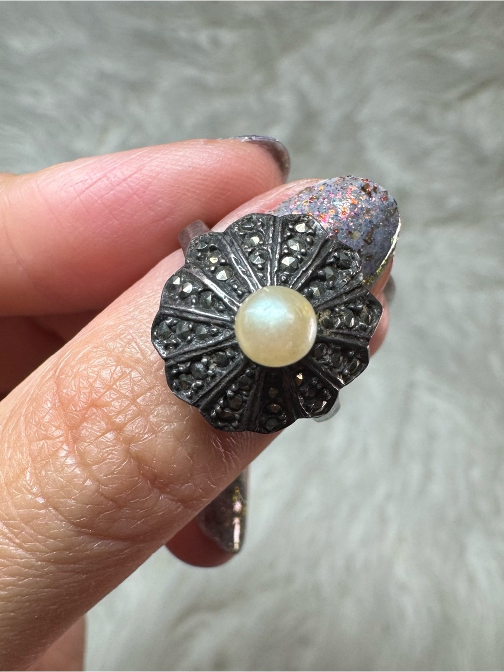 Vintage-Inspired Pearl Flower Statement Ring in Black Silver Tone